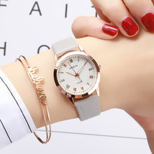 Load image into Gallery viewer, Simple Gold Women Leather Watches Elegant Small Bracelet Female Clock 2019 Fashion Brand Roman Dial Retro Ladies Wristwatches